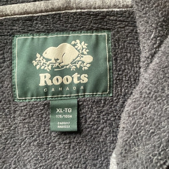 Roots  jacket, button up, black and gray - Picture 2 of 3